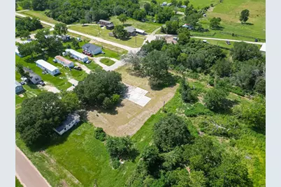 210 5th Street, Hempstead, TX 77445 - Photo 23