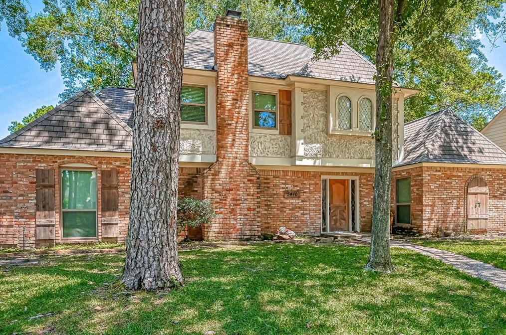 5410 Boyce Springs Dr, Houston TX  77066-2506 exterior