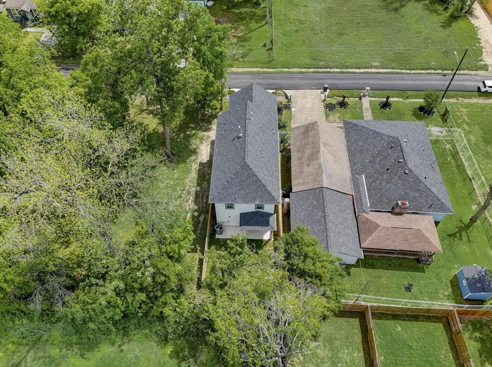 6515 Tuskegee St, Houston TX  77091-4128 exterior