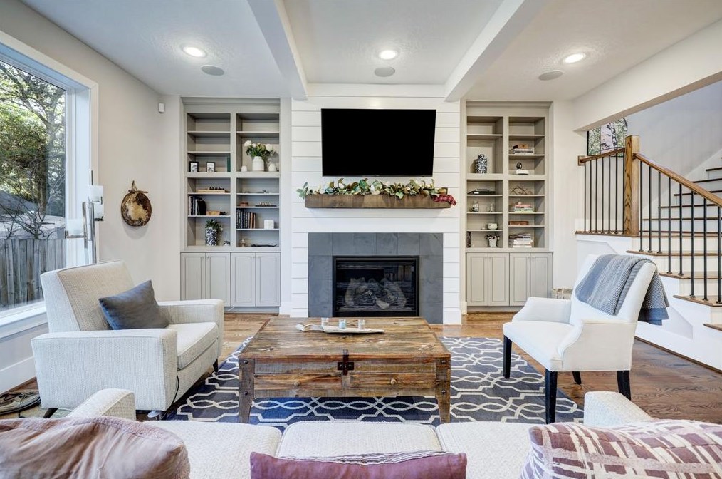 1910 Du Barry Ln, Houston TX 77018-5205 exterior