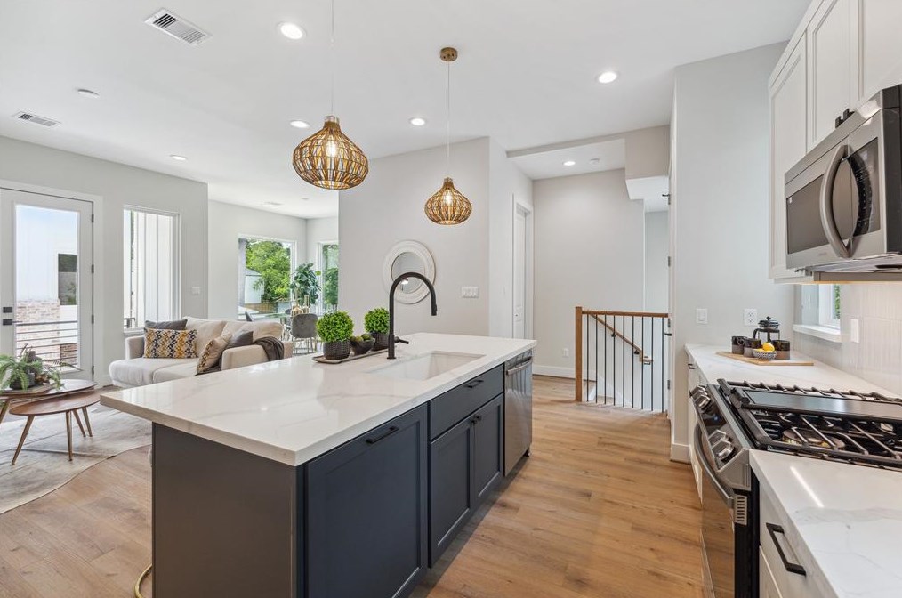 510 Janisch Rd, Houston TX 77018-2212 exterior