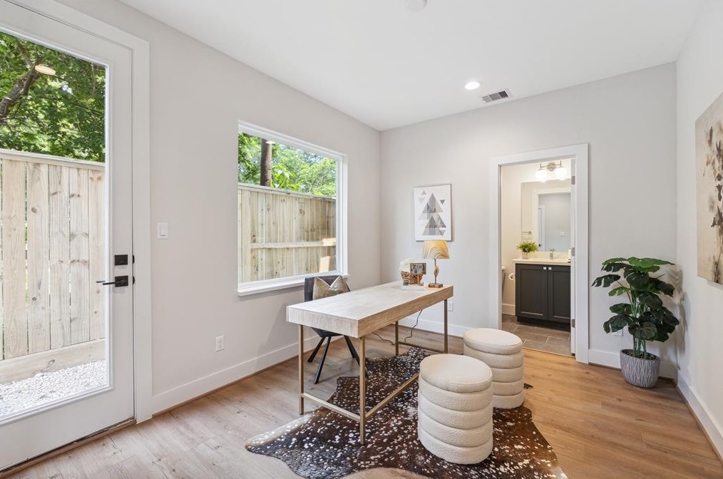 510 Janisch Rd, Houston TX 77018-2212 exterior