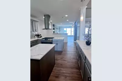 1809 E Bayshore Drive Drive, Palacios, TX 77465 - Photo 19