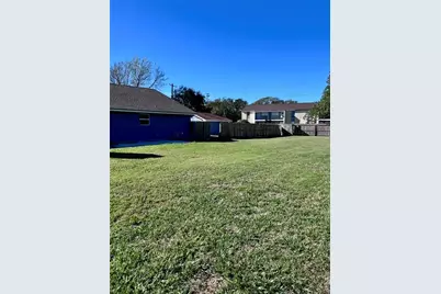 1809 E Bayshore Drive Drive, Palacios, TX 77465 - Photo 7