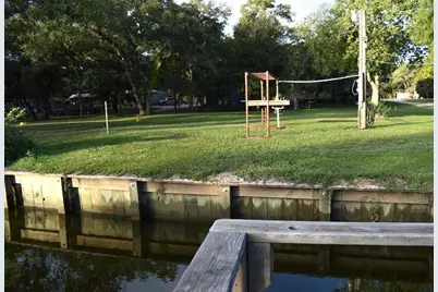 494 Catamaran Circle, Blessing, TX 77419 - Photo 7