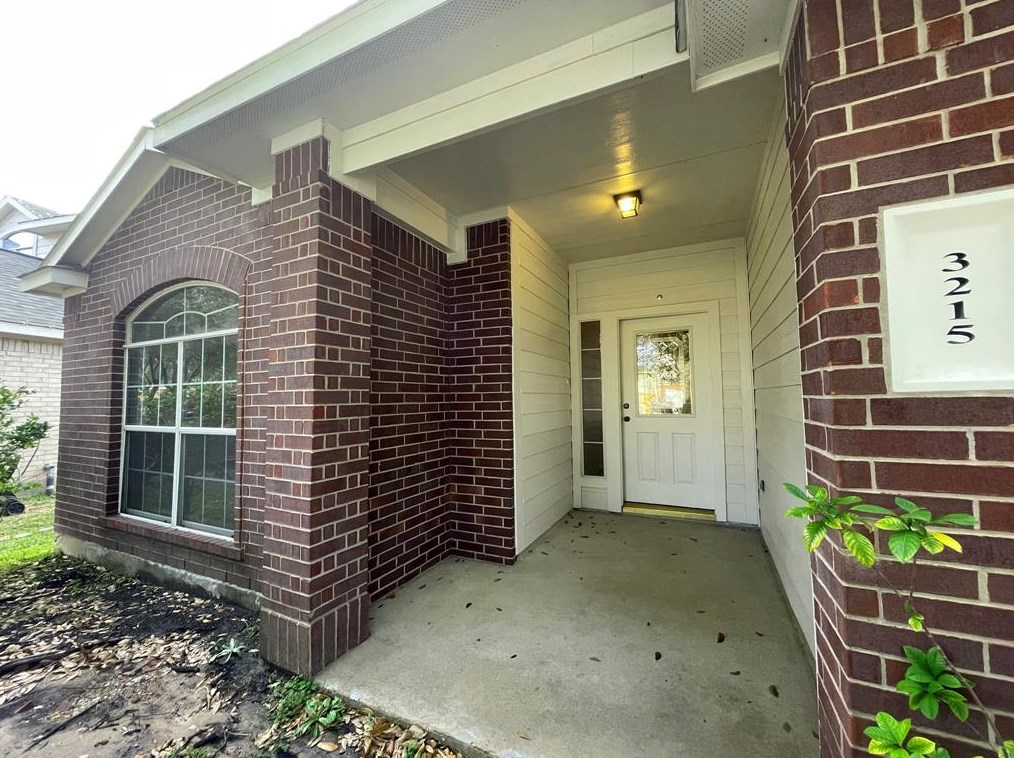 3215 Painted Meadow Cir, Katy TX  77449-4938 exterior
