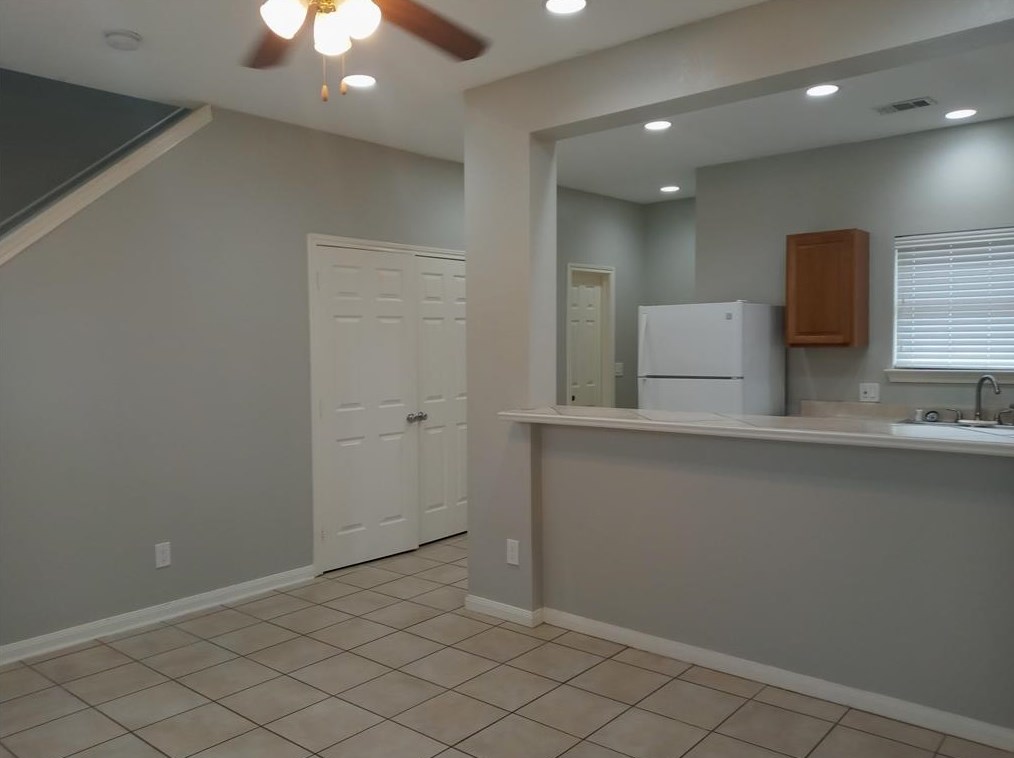 2808 Cetti St, Houston TX  77009-6910 exterior