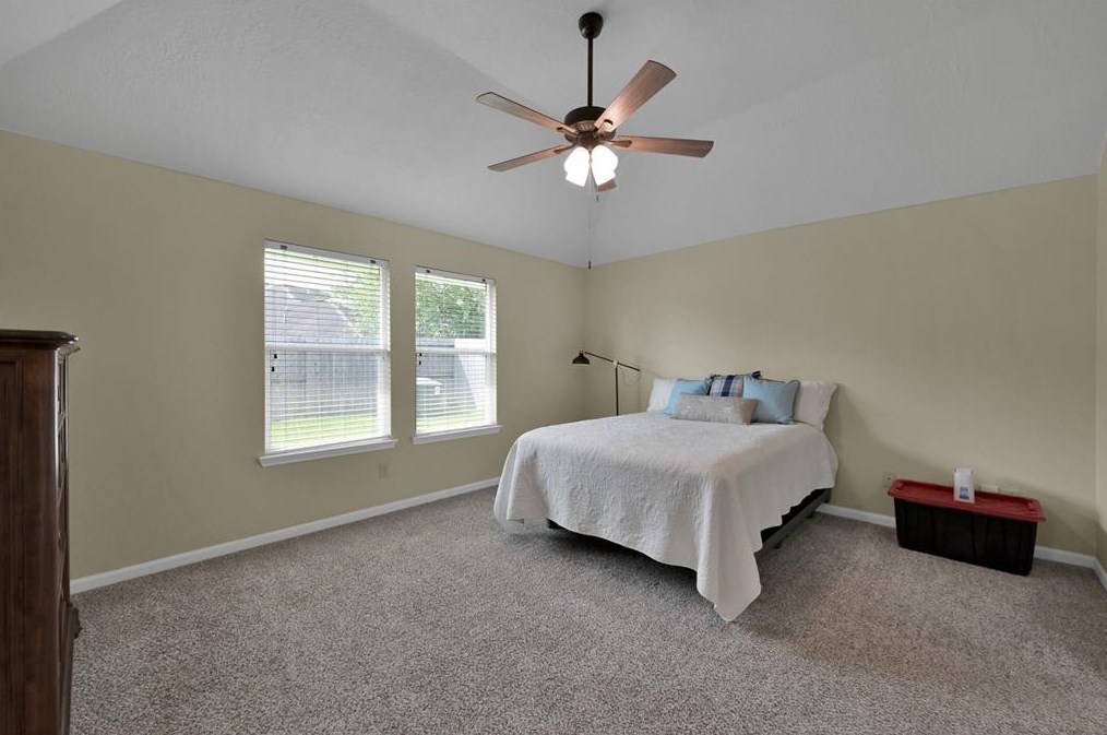 2211 Melanie Park Dr, Spring TX 77388-4184 exterior