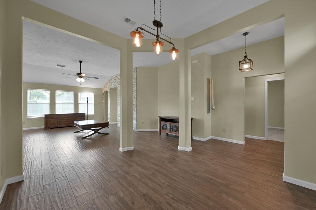 2211 Melanie Park Dr, Spring TX 77388-4184 exterior