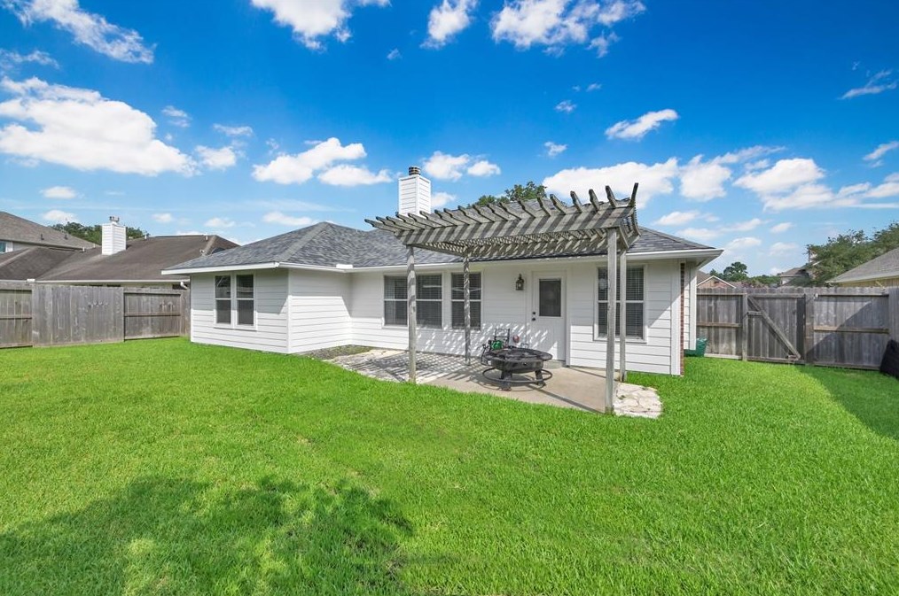 2211 Melanie Park Dr, Spring TX 77388-4184 exterior