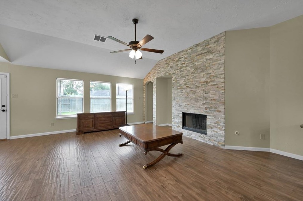 2211 Melanie Park Dr, Spring TX 77388-4184 exterior