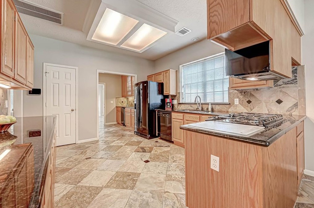 13015 Orch Holw Way, Houston TX  77065-3331 exterior