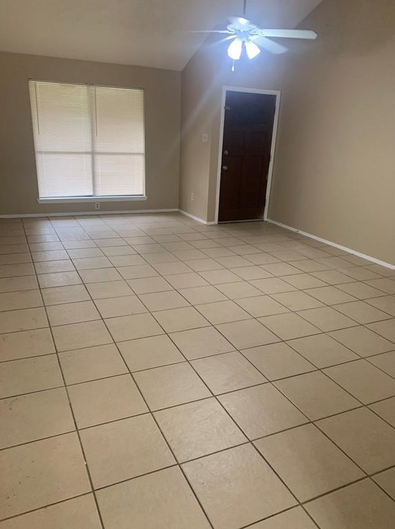3811 Meadow Place Dr, Houston TX  77082-1204 exterior