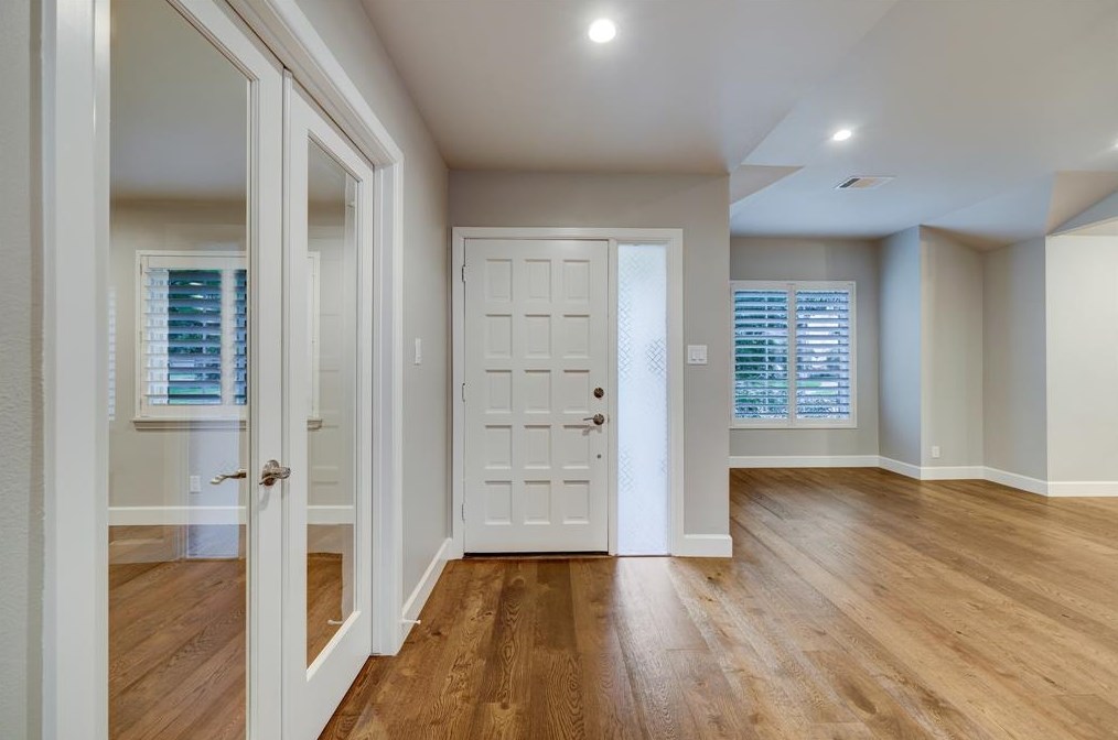 14506 Broadgreen Dr, Houston TX  77079-6506 exterior