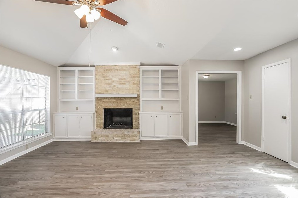 2903 Country Club Blvd, Sugar Land TX  77478-3627 exterior