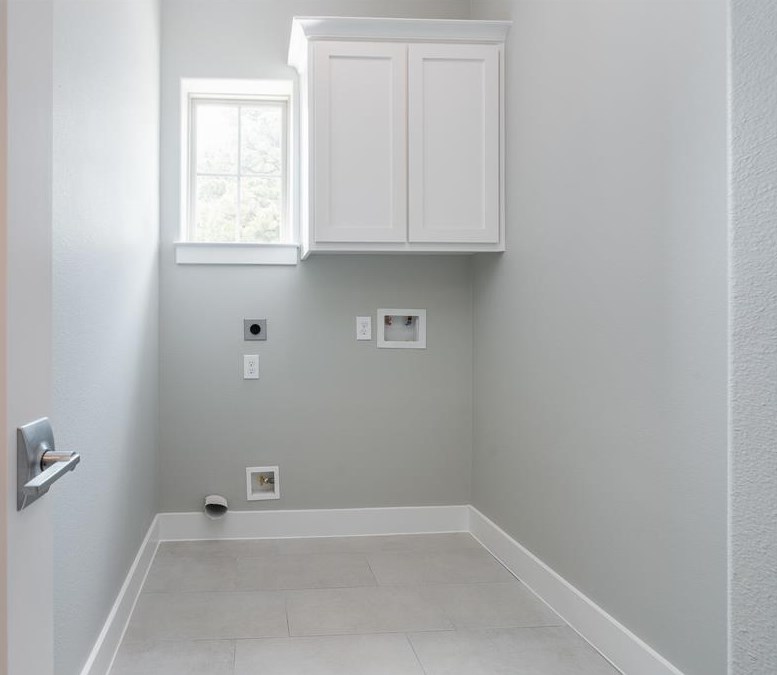 1228 Murrayhill Dr, Houston TX 77043-4240 exterior