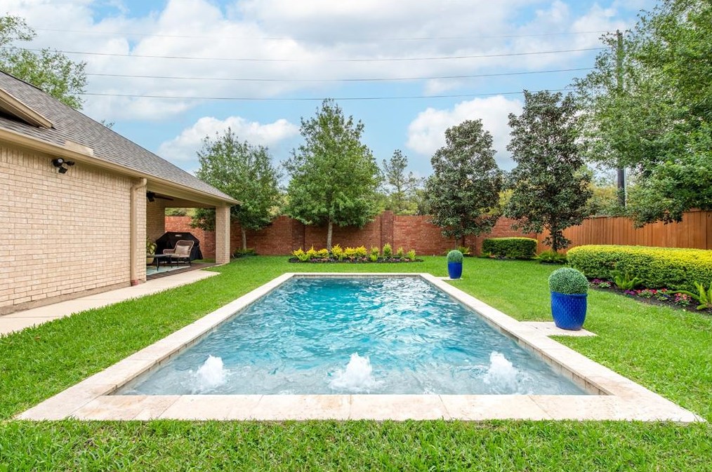 11810 Legend Mnr Dr, Houston TX  77082-3077 exterior