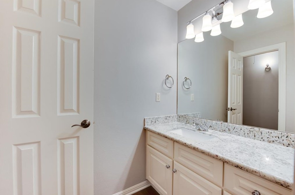 11810 Legend Mnr Dr, Houston TX  77082-3077 exterior