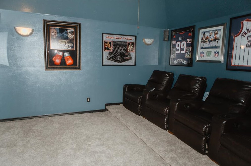 8131 Cranbrook Holw Ln, Houston TX  77095-4948 exterior