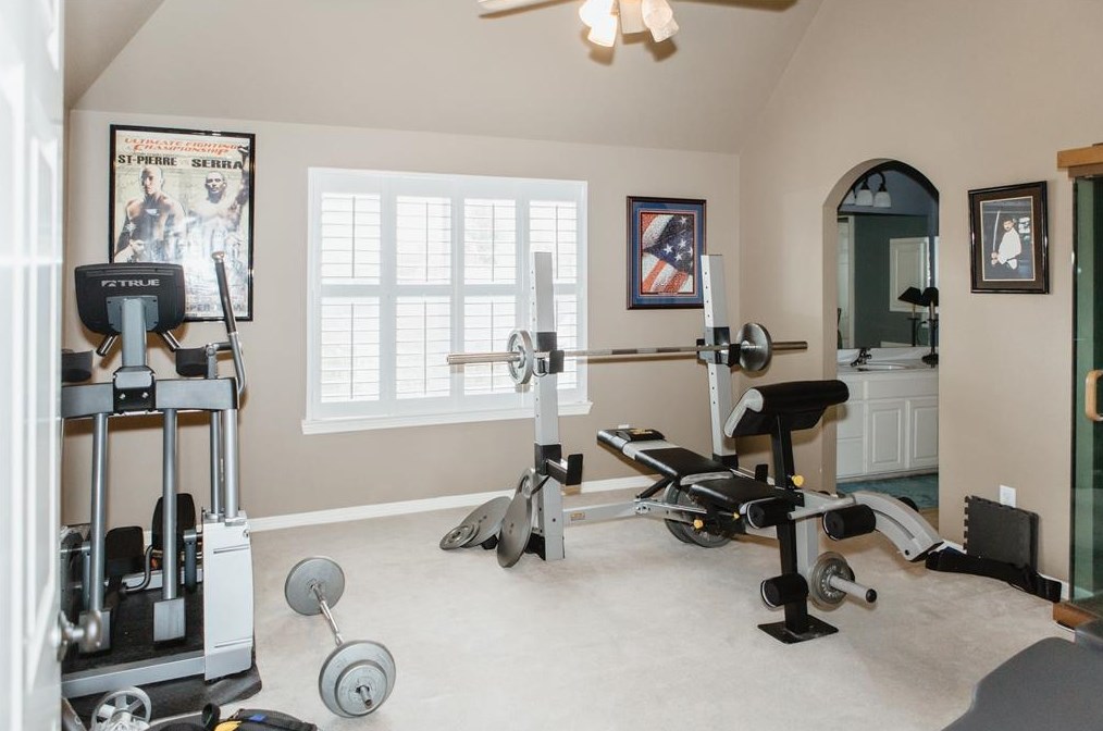 8131 Cranbrook Holw Ln, Houston TX  77095-4948 exterior