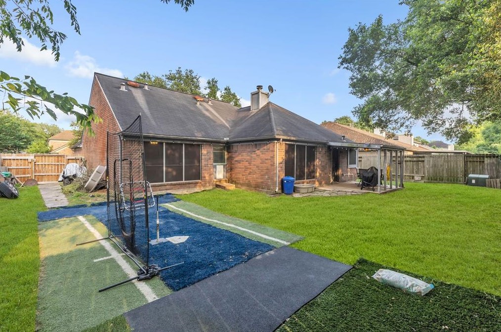 3908 Greenwood Dr, Pearland TX  77584-9259 exterior