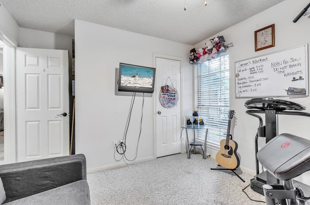 3908 Greenwood Dr, Pearland TX  77584-9259 exterior