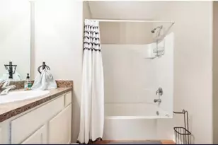 883 Indigo Springs Ln, La Marque, TX 77568 - Photo 11