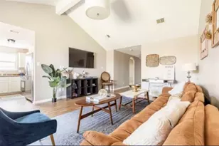 883 Indigo Springs Ln, La Marque, TX 77568 - Photo 7