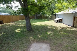 1314 Rampart St, Columbus, TX 78934 - Photo 23