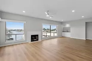 1302 Marina Bay Dr, Kemah, TX 77565 - Photo 17