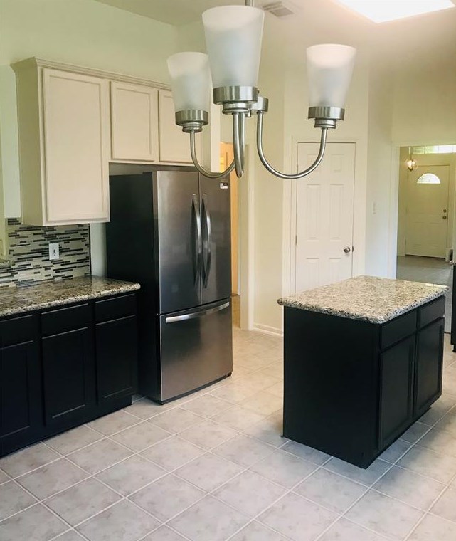 13622 Apple Knoll Ct, Houston TX  77059-3584 exterior
