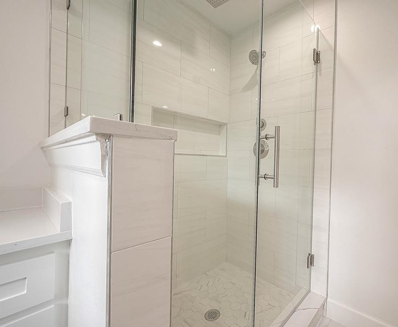 11211 Timberline, Houston TX  77043-3829 exterior