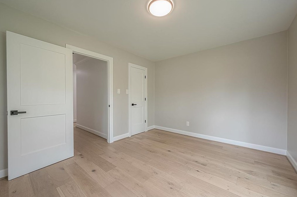 11211 Timberline, Houston TX  77043-3829 exterior