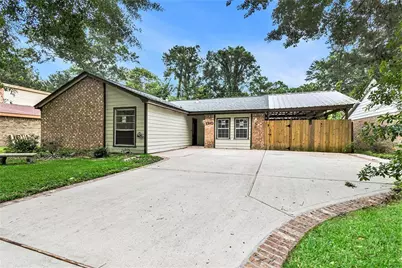 1310 N 7th Street, Conroe, TX 77301 - Photo 1