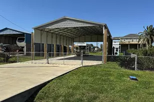 927 S East Rd, Crystal Beach, TX 77650 - Photo 1