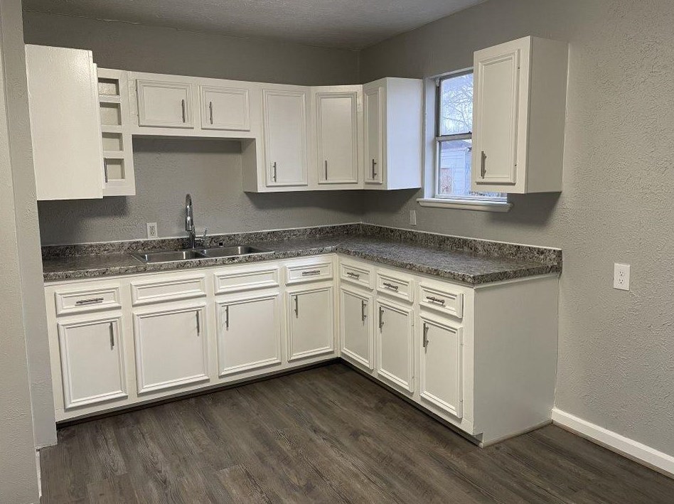 3121 Barberry Dr, Houston TX  77051-3507 exterior