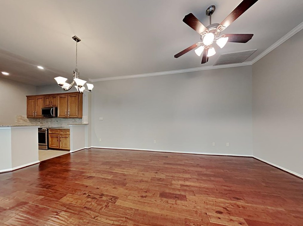 14911 Tuttle Point Dr, Houston TX  77082-1281 exterior