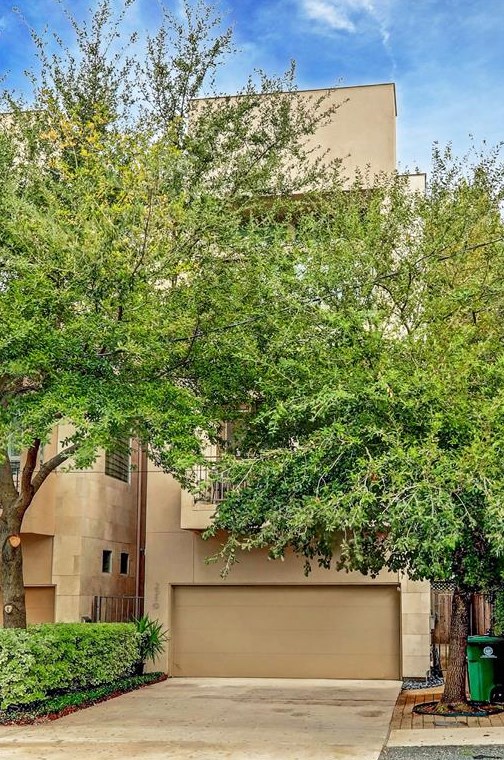 2310 Arabelle St, Houston TX  77007-1819 exterior