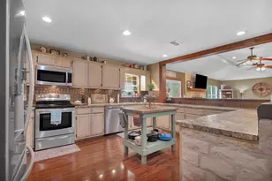 267 County Road 2827, Warren, TX 77664 - Photo 9