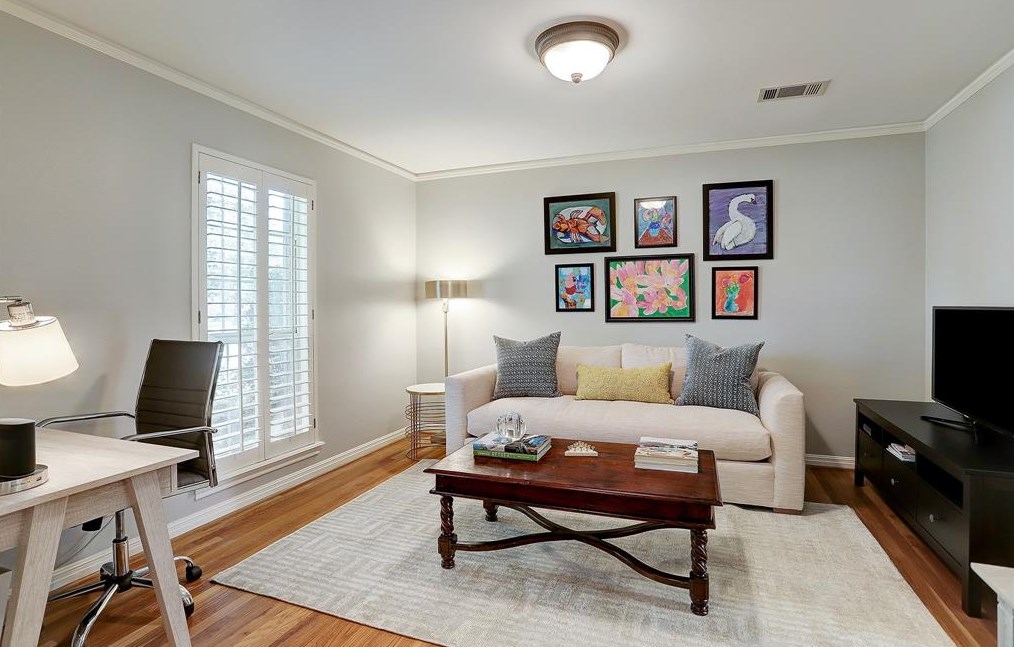 6154 Ella Lee Ln, Houston TX  77057-4402 exterior