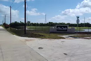 15418 Pinehurst Ln, Santa Fe, TX 77517 - Photo 1