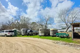 1502 1/2 Jenkins Rd, Pasadena, TX 77506 - Photo 9