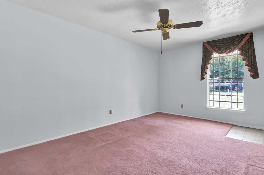 14842 Dogwood Tree St, Houston TX  77060-5038 exterior