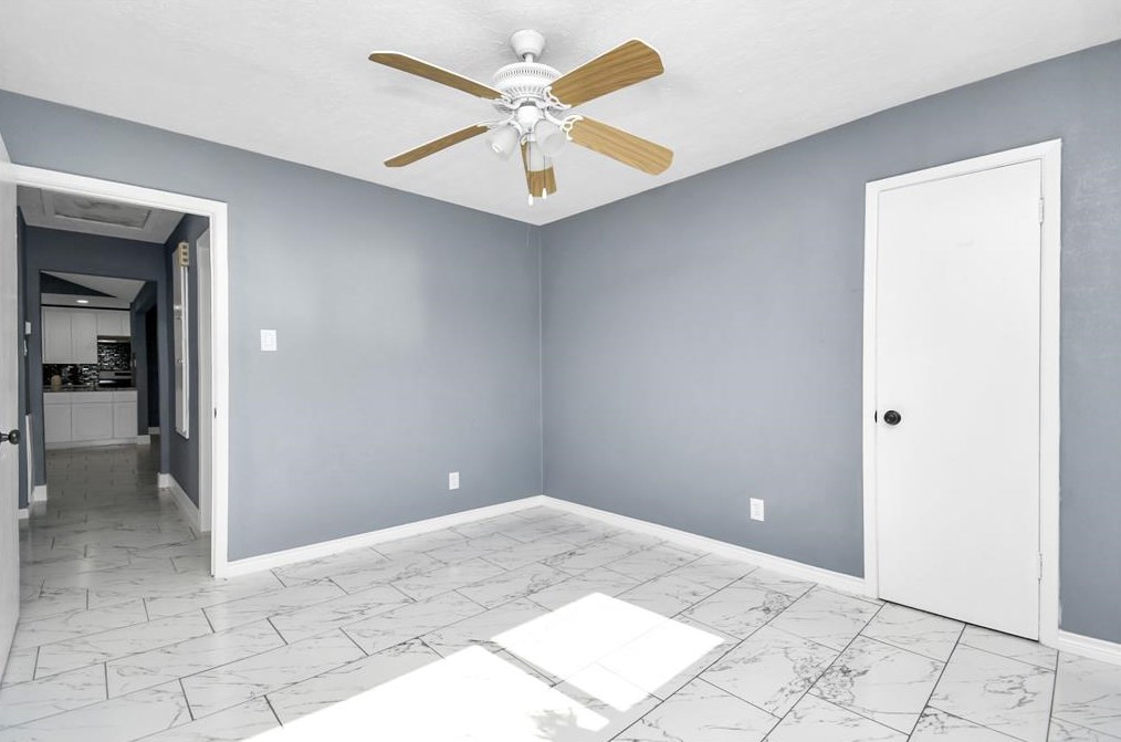 12031 Sharpcrest, Houston TX  77036-6133 exterior