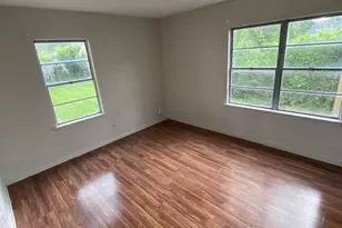 5715 Belmark St, Houston, TX 77033 - Photo 5