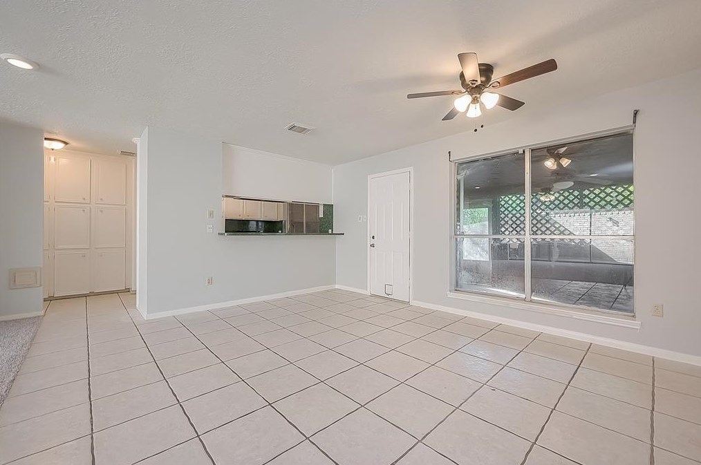15103 Grv Gdn Dr, Houston TX  exterior