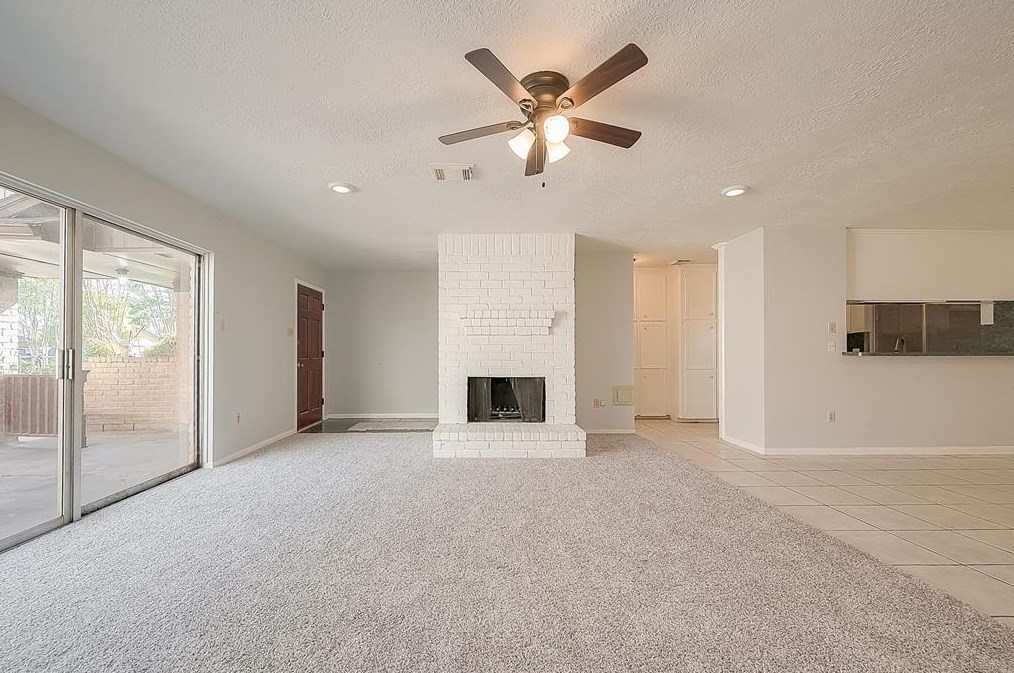15103 Grv Gdn Dr, Houston TX  exterior