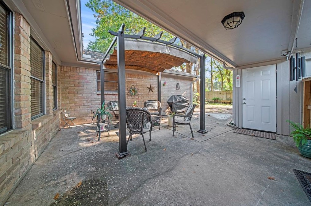 3222 Cascade Creek Dr, Humble TX 77339-1361 exterior