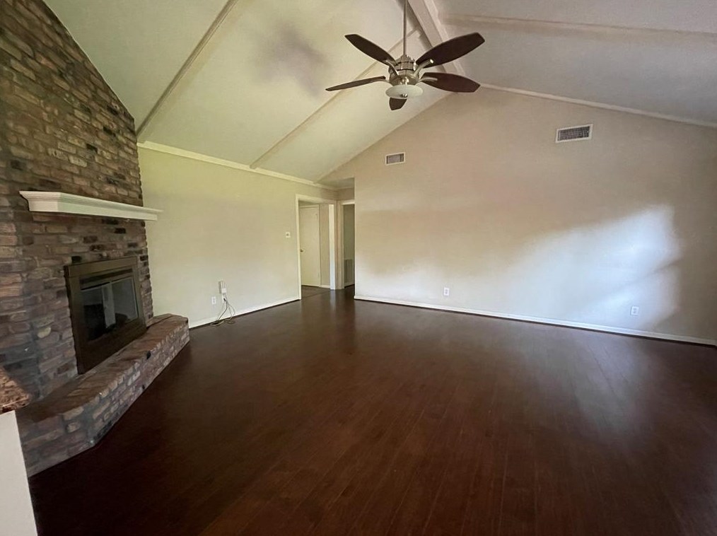 7711 Dashwood Dr, Houston TX  77036-4937 exterior