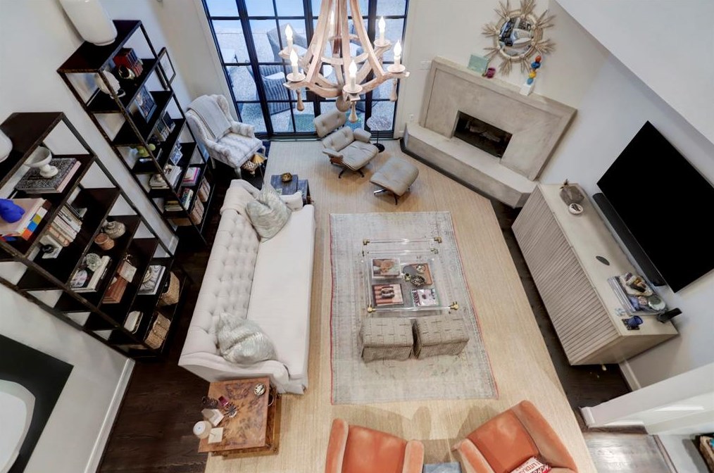 2500 Avalon Pl, Houston TX  77019-5903 exterior